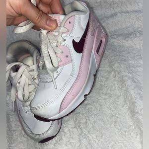 Girl air max